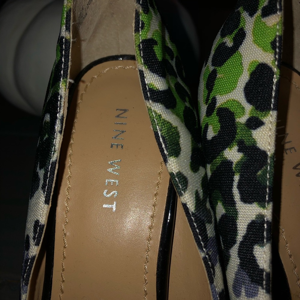 Shoes - Picture 5 of 6